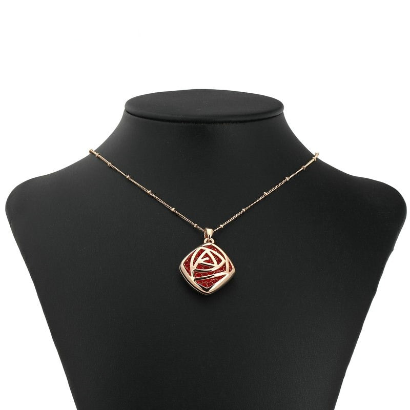 Red Rose Necklace